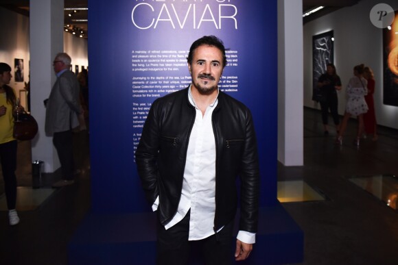 José Garcia - Vernissage de l'exposition "The Art of Caviar", célébrant les 30 ans de la collection "Skin Caviar" de La Prairie. Paris, le 4 juillet 2017.