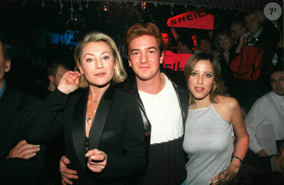 Archives - Sheila avec son fils Ludovic Chancel en 1998.