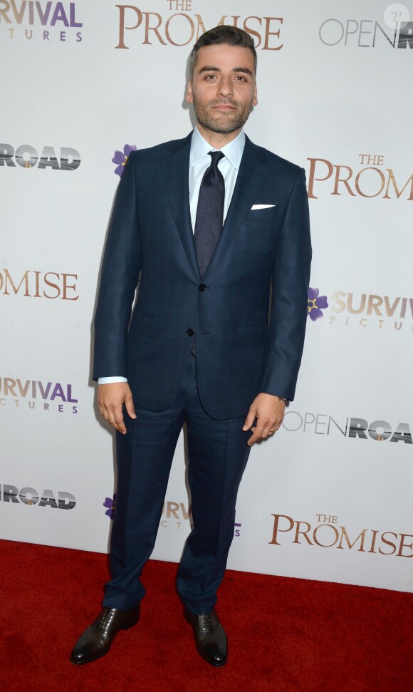 Oscar Isaac à la première de "The promise" à New York le 18 avril 2017