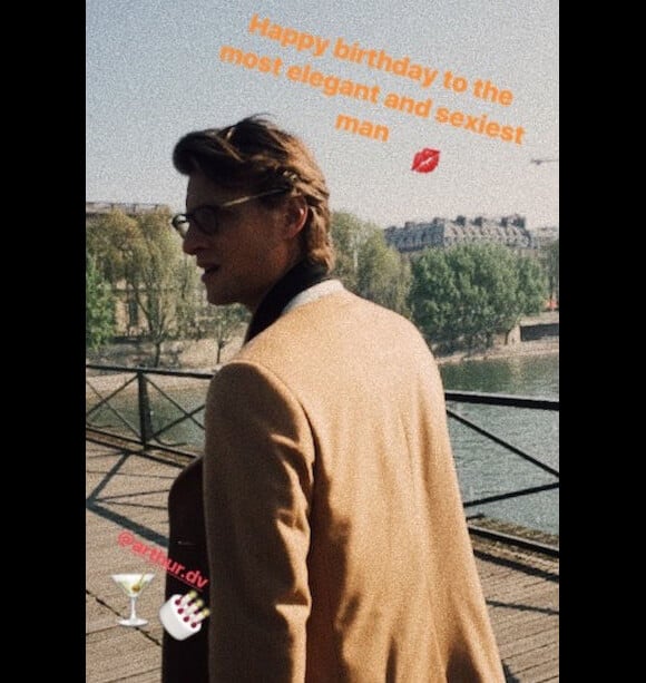 Ana Girardot fête les 29 ans d'Arthur de Villepin sur Instagram.