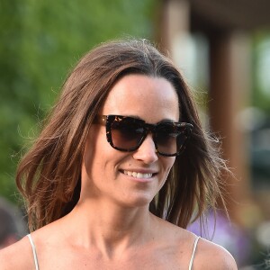 Pippa Middleton à Wimbledon le 10 juillet 2017, dans une robe Tephi.