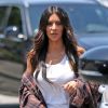 Kim Kardashian emmène sa fille North West chez Color Me Mine à Calabasas le 22 juin 2017.