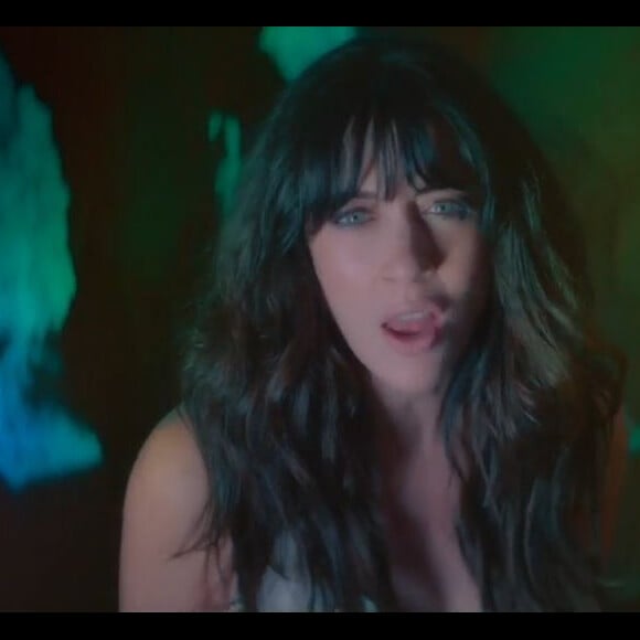 Nolwenn Leroy dans le clip de Gemme.