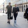 Céline Dion dîne avec Pepe Munoz et un ami au restaurant "Chez Loulou" au musée des arts décoratifs à Paris le 7 juillet 2017.