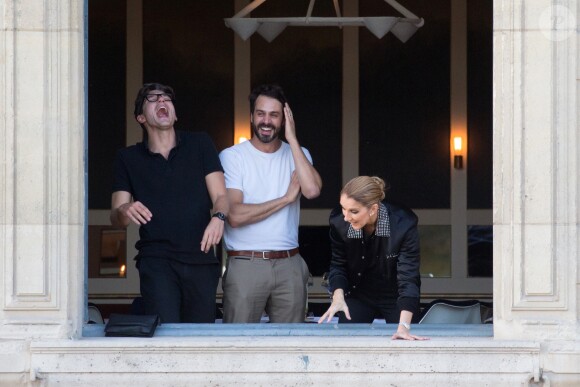 Céline Dion dîne avec son danseur Pepe Munoz et un ami au restaurant "Chez Loulou" au musée des arts décoratifs à Paris le 7 juillet 2017.