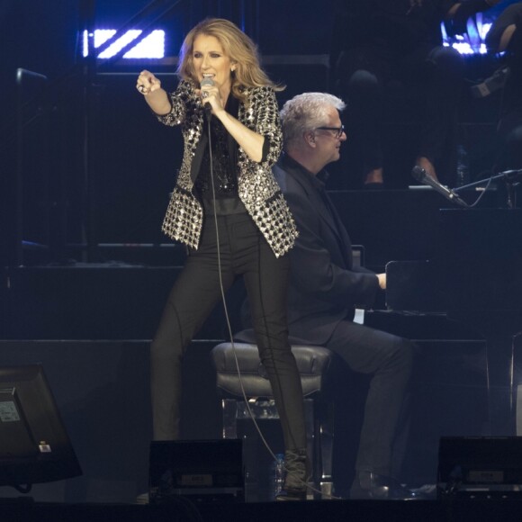 Céline Dion en concert au stade Allianz Riviera à Nice le 20 juillet 2017. Elle a rendu hommage aux victimes de l'attentat du 14 juillet 2016.