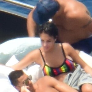 Exclusif - Cristiano Ronaldo en vacances avec sa compagne enceinte Georgina Rodriguez à Formantera, le 8 juillet 2017.