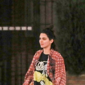 Exclusif - Kendall Jenner et deux amis, dont Taco (Travis Bennett), de sortie à West Hollywood, le 23 juillet 2017.