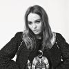 Lily-Rose Depp figure sur la nouvelle campagne publicitaire Chanel (collection prêt-à-porter automne-hiver 2017-2018).