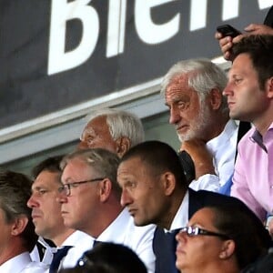 Jean-Paul Belmondo et Charles Gérard lors du match de qualification de la Champions League "OGC Nice - Ajax d' Amsterdam" au stade de l'Allianz Riviera à Nice, le 26 juillet 2017. © Bruno Bebert/Bestimage