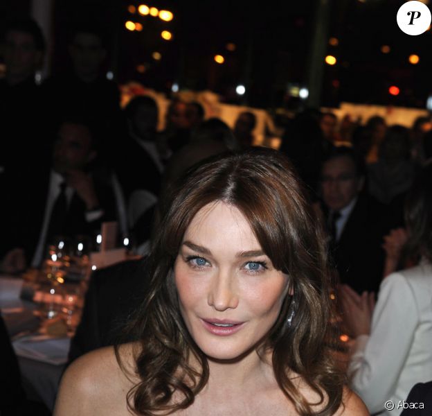 Les Pirates Des Telephones Portables De Carla Bruni Patrick Bruel Et Guillaume Canet En Garde A Vue Purepeople Les Pirates Des Telephones Portables De Carla Bruni Patrick Bruel Et Guillaume Canet En Garde A Vue Purepeople