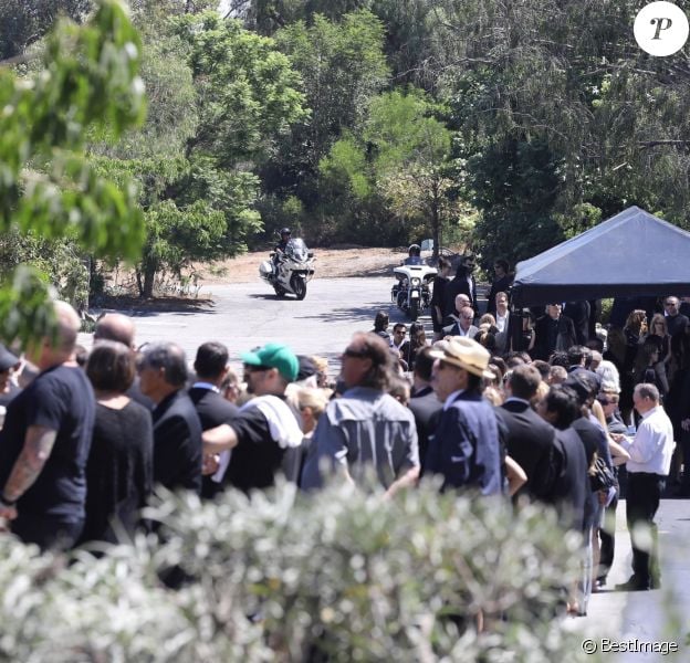Exclusif - Famille, proches et amis aux obsèques de Chester Bennington (chanteur du groupe Linkin park qui s'est suicidé le 20 juillet 2017) à Palos Verdes le 29 juillet 2017