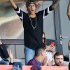 Neymar Jr regardant depuis les tribunes le premier match de la saison 2017-2018 de Ligue 1 Paris Saint-Germain (PSG) contre Amiens (ASC) au parc des princes à Paris, le 5 août 2017.© Giancarlo Gorassini/Bestimage