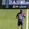 Neymar Jr lors de sa présentation au public au stade du parc des princes à Paris, le 5 août 2017 au lendemain de son arrivée comme nouveau joueur de l'équipe du Paris Saint-Germain (PSG). © Pierre Pérusseau/Bestimage