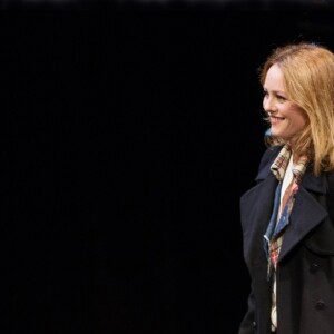 Semi-exclusif - Vanessa Paradis assiste à la projection du film "Chien" lors du 32ème Festival International du Film Francophone de Namur, Belgique, le 4 octobre 2017. © Alain Rolland/ImageBuzz/Bestimage  (No Web No Blog pour la Suisse) Semi-Exclusive - French actress Vanessa Paradis attends the screening of 'Chien' during the 32nd Namur International French-Language Film Festival in Namur, Belgium, on October 4th, 2017.04/10/2017 - Namur