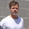 Brad Pitt passe le jour de la fête nationale américaine dans son atelier à Los Angeles le 4 juillet 2017.