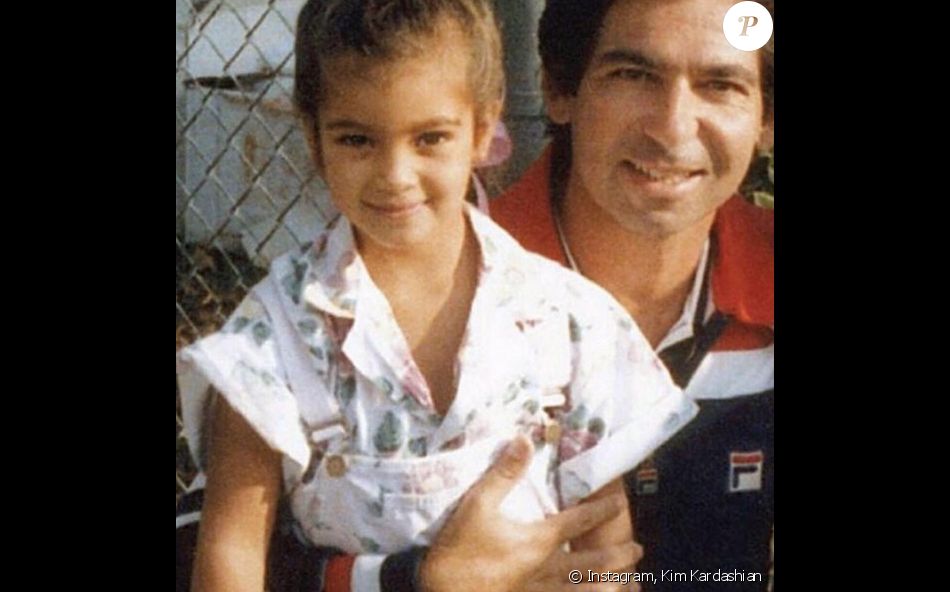 Photo de Kim Kardashian et son père, Robert Kardashian. Juin 2017