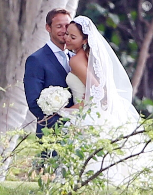 Exclusif - Jenson Button et Jessica Michibata lors de leur mariage à Maui à Hawaï, le 29 décembre 2014. Le couple s'est séparé un an plus tard.