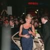 La princesse Diana arrivant à l'avant-première à Londres du film In Love & War, en février 1997.