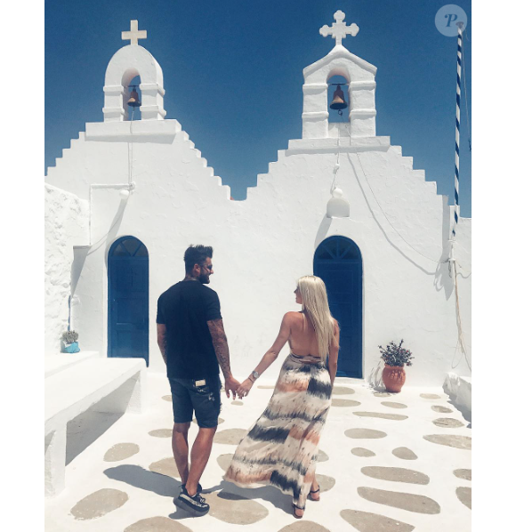 Jessica Thivenin et Thibault Kuro à Mykonos, le 13 août 2017.