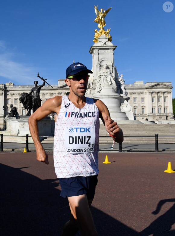 Yohann Diniz lors de l'épreuve du 50 km marche aux championnats du monde de Londres le 13 août 2017.
