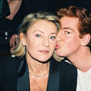 Sheila et son fils Ludovic Chancel à Paris en 1998.