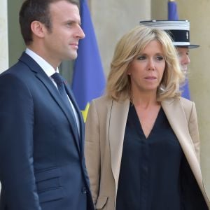 Le président de la République française Emmanuel Macron et sa femme la première dame Brigitte Macron (Trogneux) reçoivent le premier ministre d'Australie, Malcolm Turnbull et sa femme Lucy Turnbull pour un dîner de travail au Palais de l'Elysée à Paris, France, le 8 juillet 2017. © Giancarlo Gorassini/Bestimage