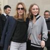 Vanessa Paradis et sa fille Lily-Rose Depp à Paris. Le 7 mars 2017 © CVS-Veeren / Bestimage