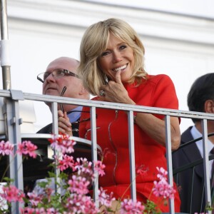 La Première dame Brigitte Macron (Trogneux) visite la ville de Salzbourg, Autriche, le 23 août 2017.