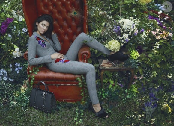 Kendall Jenner figure sur la nouvelle campagne publicitaire de La Perla. Photo par Mert et Marcus.