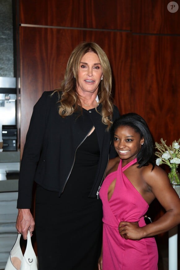 Caitlyn Jenner et Simone Biles à la soirée "Gold Meets Golden" au club Equinox à Los Angeles le 7 janvier 2017