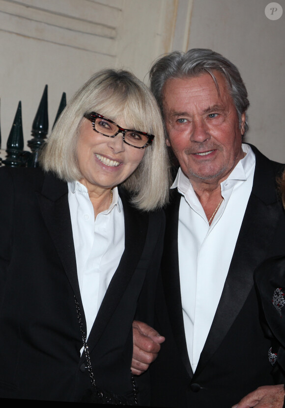 Archive - Alain Delon et Mireille Darc lors du gala de l'IFRAD à Paris, France, le 18 Septembre 2013. © Agence/Bestimage