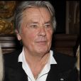 Mireille Darc et Alain Delon à Paris en 2011.