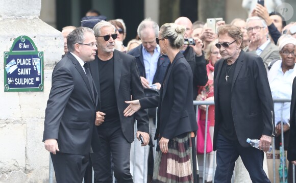 Jean-Claude Darmon, Johnny et Laeticia Hallyday - Obsèques de Mireille Darc en l'église Saint-Sulpice à Paris. Le 1er septembre 2017