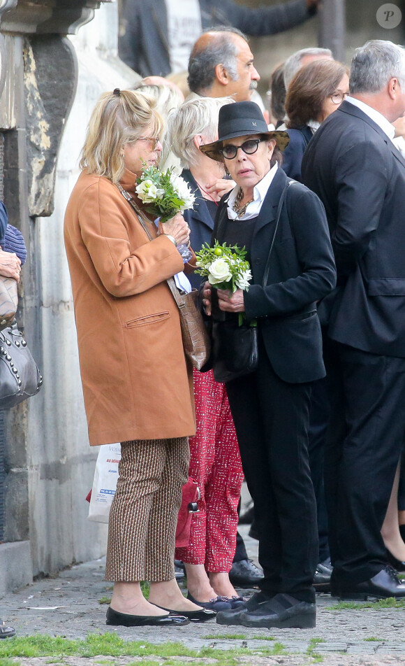 La chanteuse Dani - Arrivées - Obsèques de Mireille Darc en l'église Saint-Sulpice à Paris, France, le 1er septembre 2017.