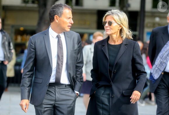 Marc-Olivier Fogiel et Claire Chazal - Arrivées - Obsèques de Mireille Darc en l'église Saint-Sulpice à Paris, France, le 1er septembre 2017.