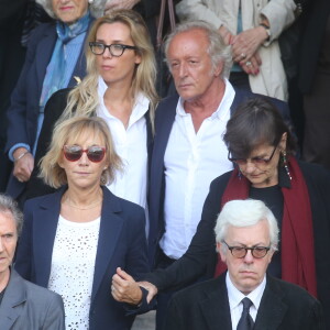 Marie-Anne Chazel, Anne-Marie Périer, Didier Barbelivien et sa femme Laure - Sorties des obsèques de Mireille Darc en l'église Saint-Sulpice à Paris. Le 1er septembre 2017