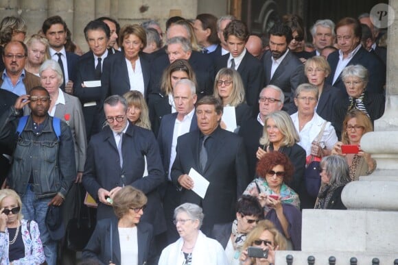 Jack Lang, Lise Toubon, Jean-Pierre Foucault et sa compagne Evelyn Jarre, Daniel Lauclair - Sorties des obsèques de Mireille Darc en l'église Saint-Sulpice à Paris. Le 1er septembre 2017