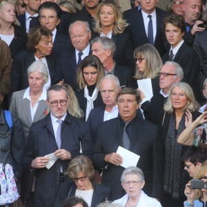 Jack Lang, Lise et Jacques Toubon, Jean-Pierre Foucault et sa compagne Evelyn Jarre - Sorties des obsèques de Mireille Darc en l'église Saint-Sulpice à Paris. Le 1er septembre 2017