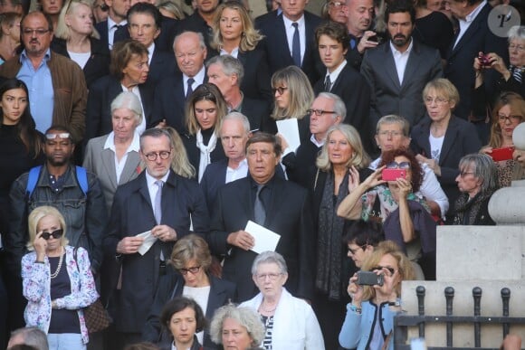 Jack Lang, Lise et Jacques Toubon, Jean-Pierre Foucault et sa compagne Evelyn Jarre - Sorties des obsèques de Mireille Darc en l'église Saint-Sulpice à Paris. Le 1er septembre 2017
