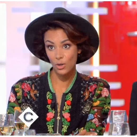 Shy'm parle de son compagnon Benoît Paire sur le plateau de l'émission "C à vous" le 1er septembre 2017