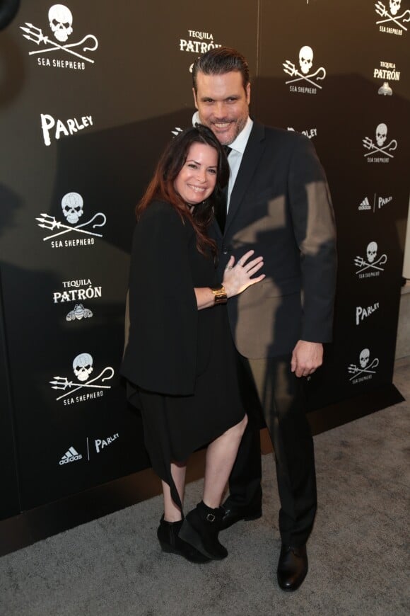 L'actrice Holly Marie Combs et son fiancé Mike à la soirée de gala du 40e anniversaire de Sea Shepherd à Los Angeles, le 10 juin 2017.