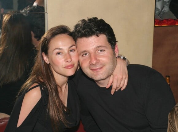 Vanessa Demouy et Philippe Lellouche à Paris, mai 2004. 