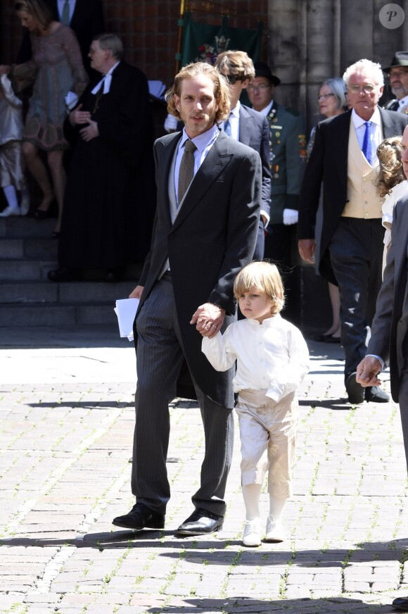 Andrea Casiraghi et son fils Alexandre - Cérémonie religieuse du Mariage du prince Ernst August Jr de Hanovre et de Ekaterina Malysheva en l'église Marktkirche de Hanovre le 8 juillet 2017.
