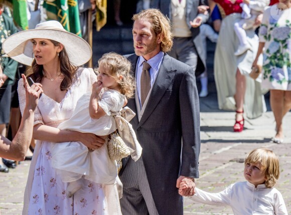 Andrea Casiraghi, sa femme Tatiana Santo Domingo et leurs enfants Alexandre et India - Cérémonie religieuse du Mariage du prince Ernst August Jr de Hanovre et de Ekaterina Malysheva en l'église Marktkirche de Hanovre le 8 juillet 2017.