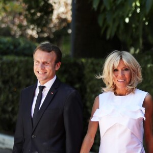 Prokópis Pavlópoulos, Président de la République hellénique, le président Emmanuel Macron, Brigitte Macron (Trogneux) et Vlassia Pavlopoulou-Peltsemi lors de l'accueil du couple présidentiel français par le président de la république hellénique au palais présidentiel à Athènes le 7 septembre 2017. © Dominique Jacovides / Bestimage