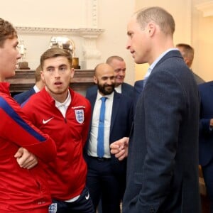 Le prince William, duc de Cambridge, recevait le 7 septembre 2017 au palais de Kensington, à Londres, l'équipe de football d'Angleterre des moins de 20 ans, récemment sacrée championne du monde.