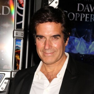 Le magicien David Copperfield dévoile sa nouvelle machine à sous "The Magic Of David Copperfield" à Las Vegas, le 26 juin 2014.