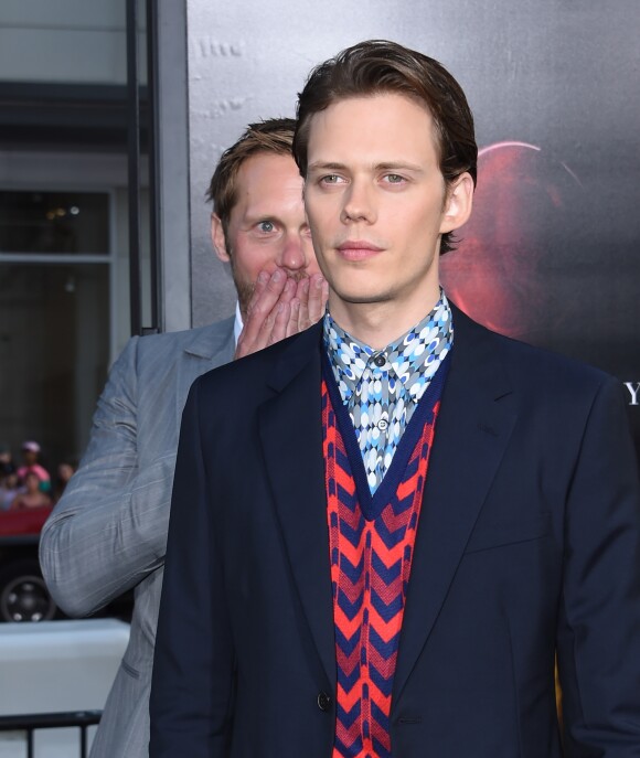 Bill Skarsgard et son frère Alexander Skarsgard - Première du film d'horreur américain "Ça" au cinéma Grauman's Chinese Theatre dans le quartier de Hollywood à Los Angeles, Californie, Etats-Unis, le 5 septembre 2017. © Chris Delmas/Bestimage