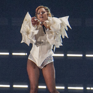 Lady Gaga en concert au Rogers Arena à Vancouver à l'occasion de sa tournée mondiale "Joanne", le 1er août 2017.